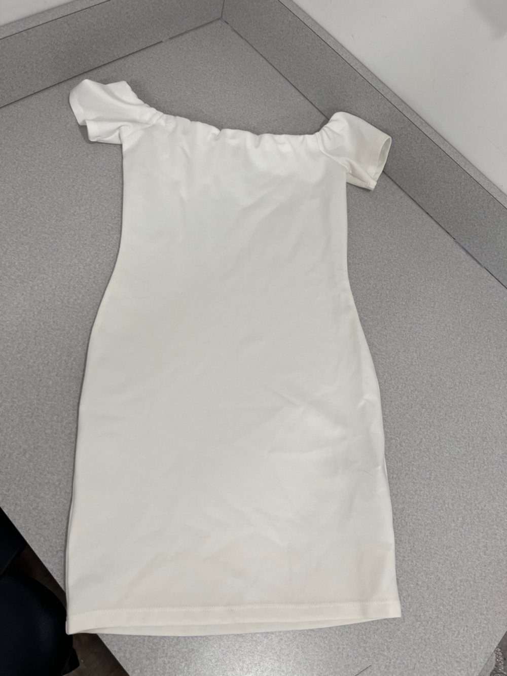 Forever 21 White Off-Shoulder Dress